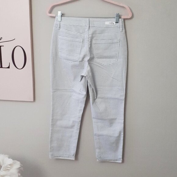 EUC Royalty For Me white & grey houndstooth print ankle high rise jeans, 2 - Picture 5 of 8